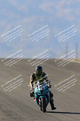 media/Dec-04-2022-CVMA (Sun) [[e38ca9e4fc]]/Race 1 Supersport Open/